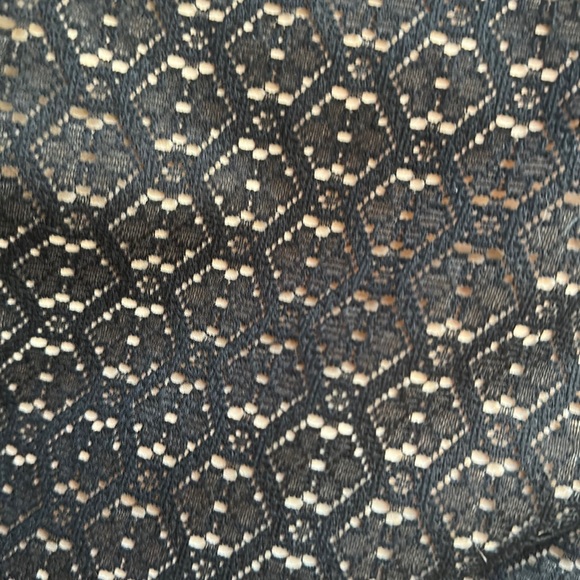 Max Studio dress size 10. Black lace. - Picture 4 of 4